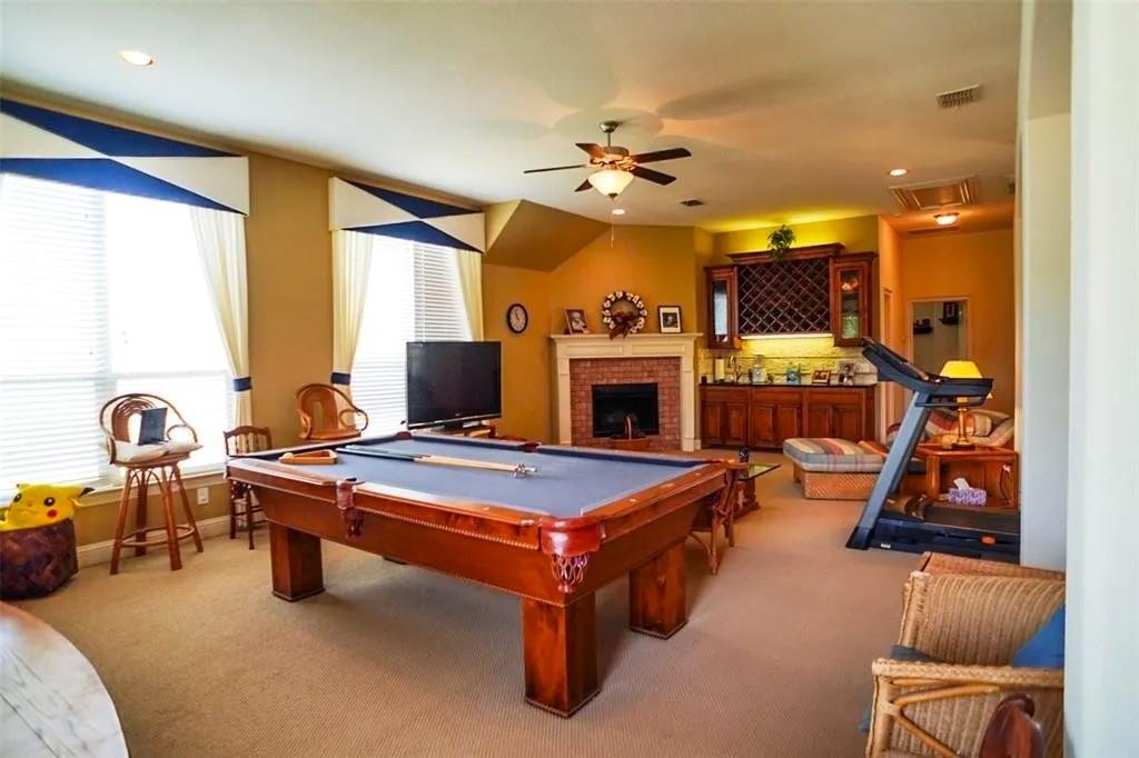 HEART OF ENTERTAINMENT AREA!