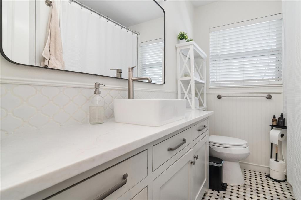 11631 Saxon Street, Dallas, TX 75218