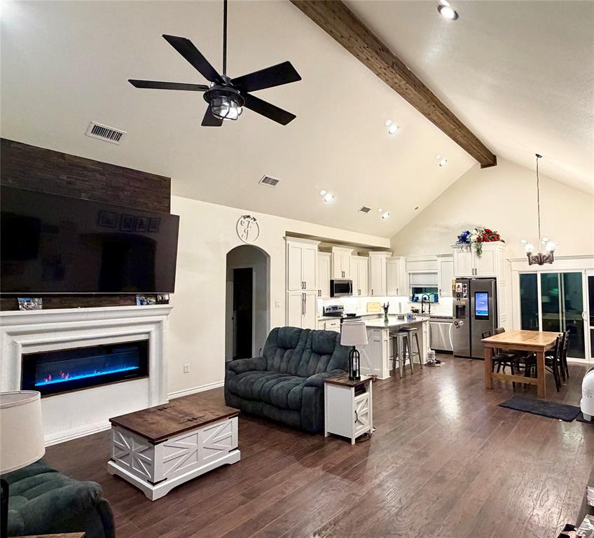 5022 Guadalupe Court, Granbury, TX 76048