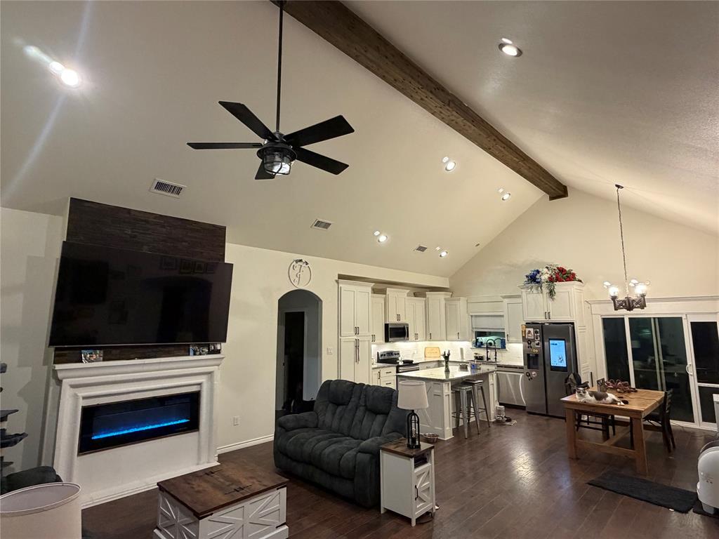 5022 Guadalupe Court, Granbury, TX 76048