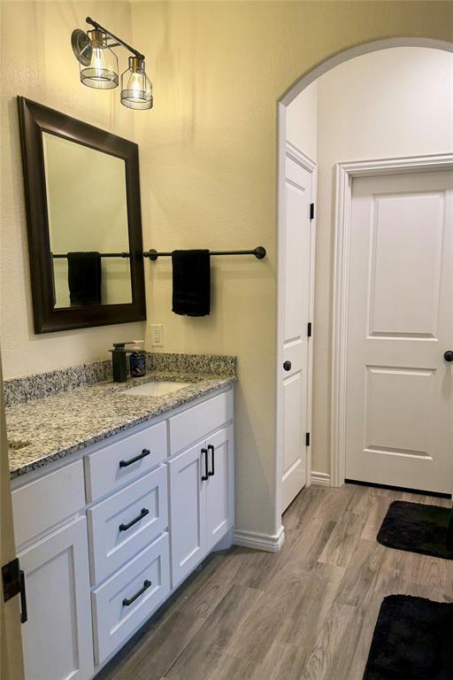 5022 Guadalupe Court, Granbury, TX 76048