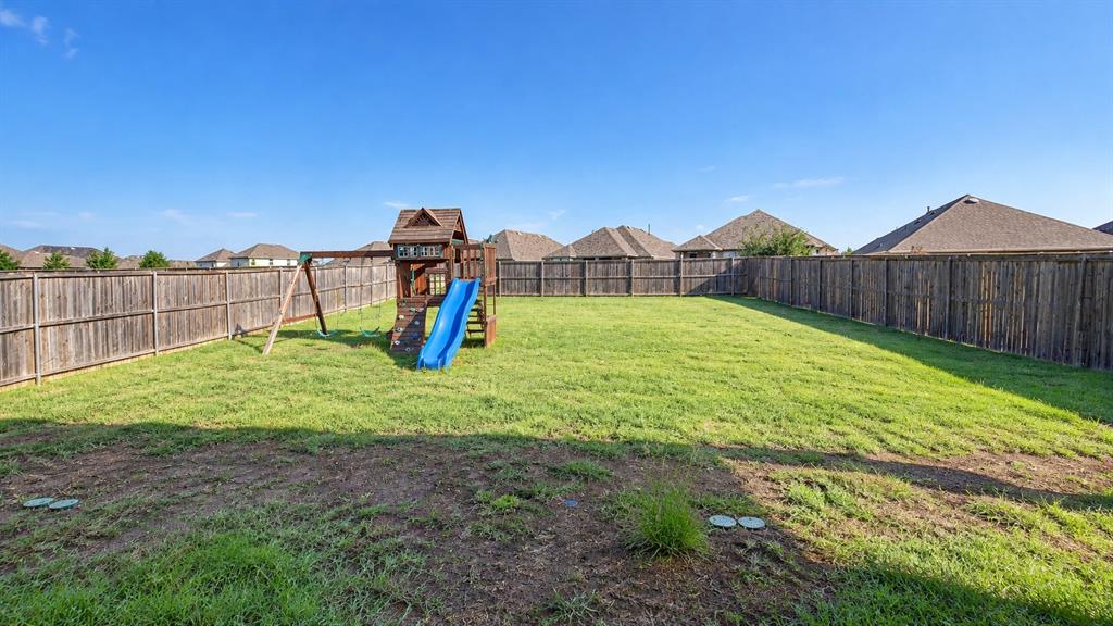 5820 Melville Lane, Forney, TX 75126