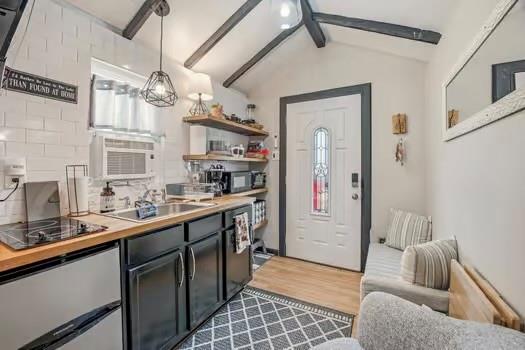 Vaulted ceiling with beams