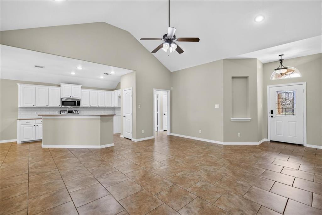 204 Bounding Main Street, Gun Barrel City, TX 75156 204 Bounding Main Street, Gun Barrel City, TX 75156