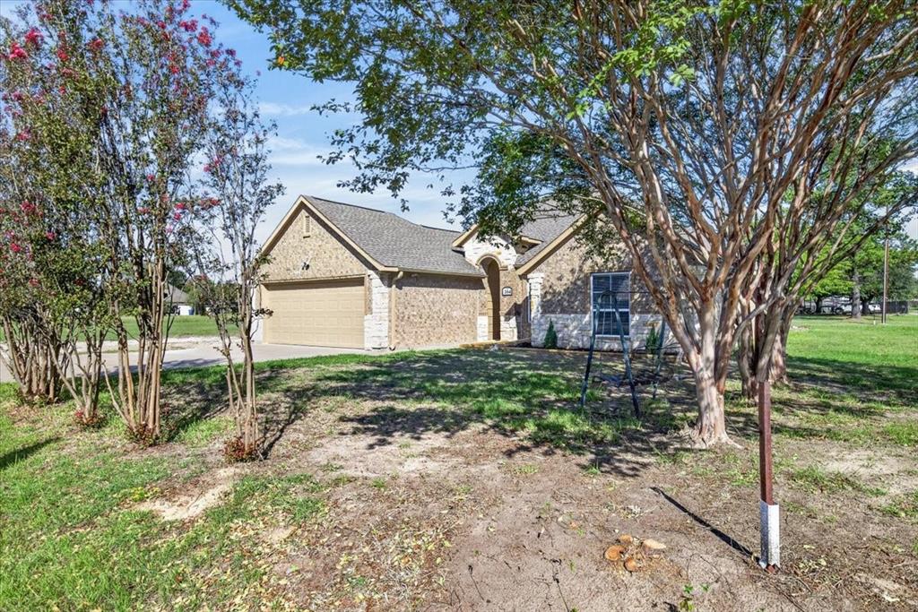 204 Bounding Main Street, Gun Barrel City, TX 75156 204 Bounding Main Street, Gun Barrel City, TX 75156
