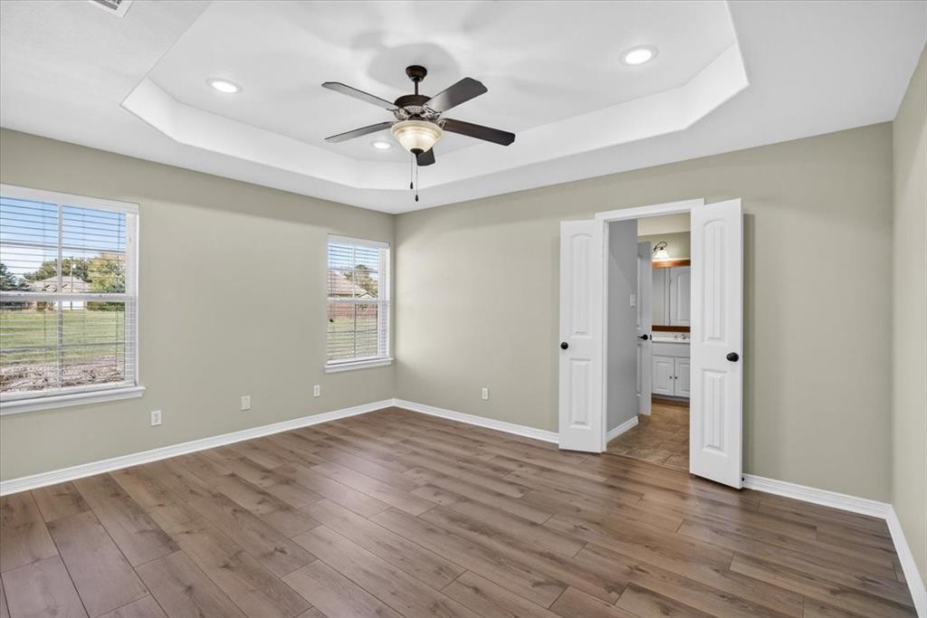 204 Bounding Main Street, Gun Barrel City, TX 75156