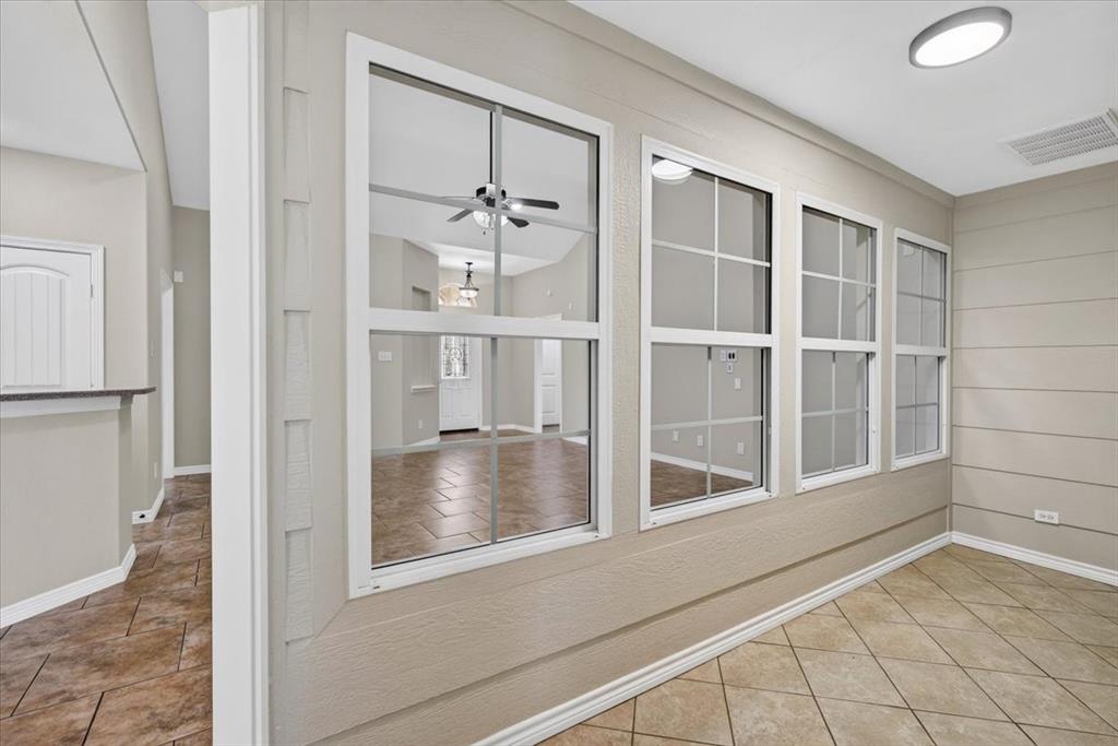 204 Bounding Main Street, Gun Barrel City, TX 75156