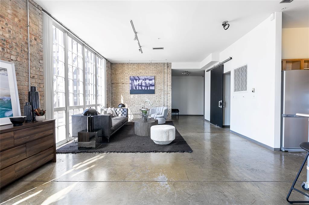 1122 Jackson Street, #1104, Dallas, TX 75202