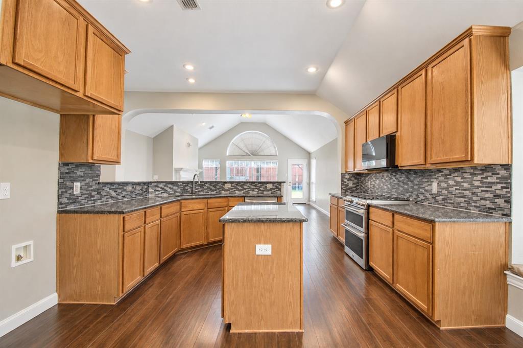 6316 Lakewood Drive, Sachse, TX 75048