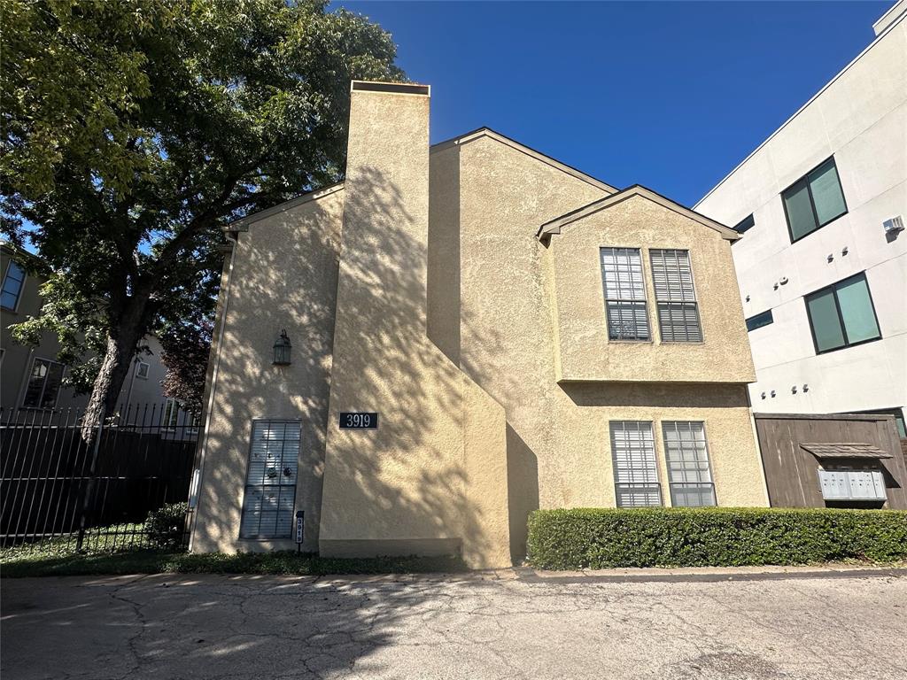 3919 Cole Avenue, #105, Dallas, TX 75204