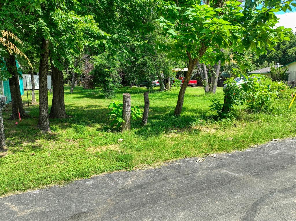 3907 Agnes Street, Dallas, TX 75210 3907 Agnes Street, Dallas, TX 75210