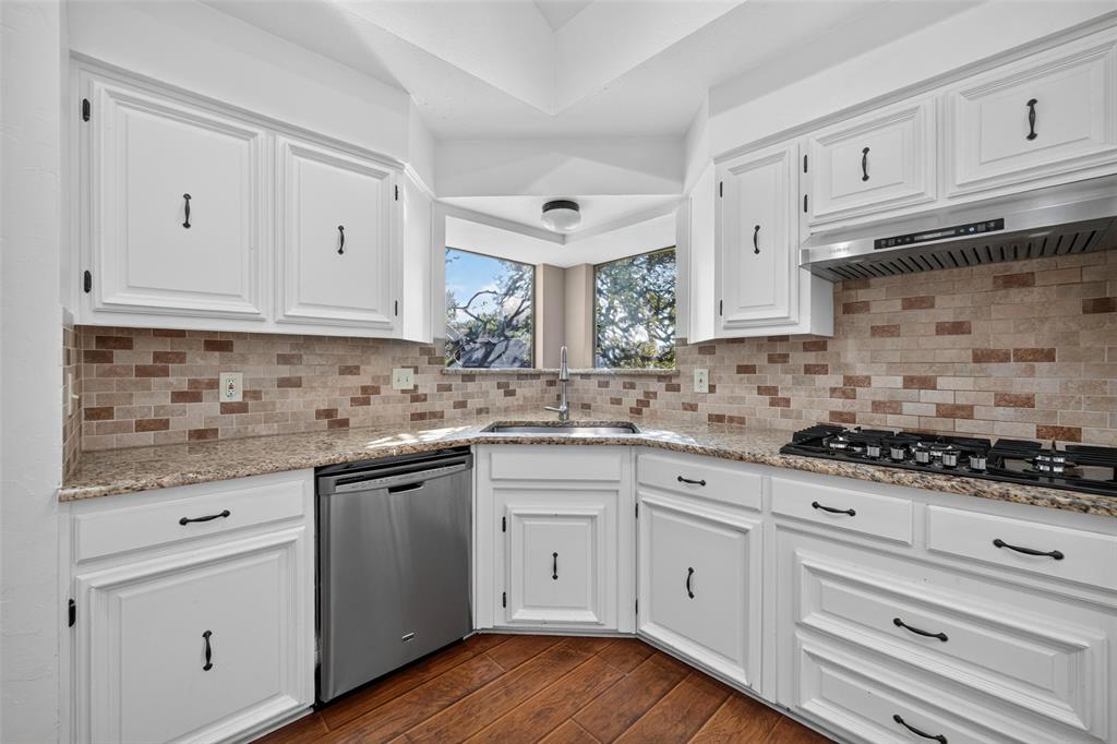 1237 STONEWALL Street, Garland, TX 75043