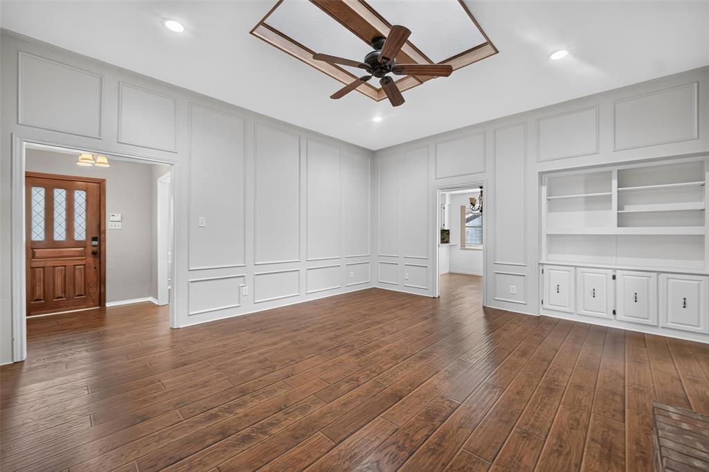 1237 STONEWALL Street, Garland, TX 75043