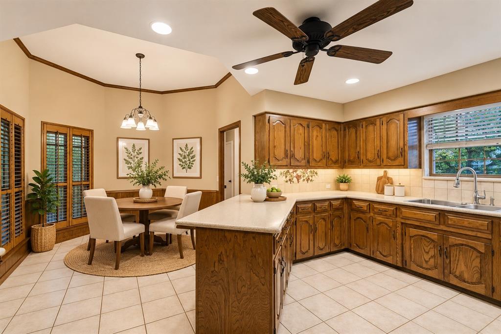 Kitchen and breakfast room - virtual staging
