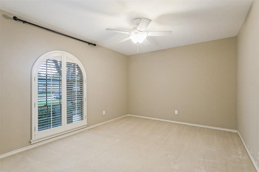 Secondary Bdrm without staging
