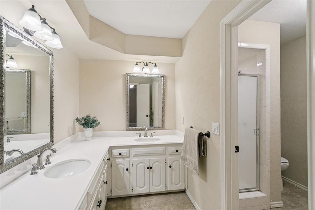 Primary Bath without staging