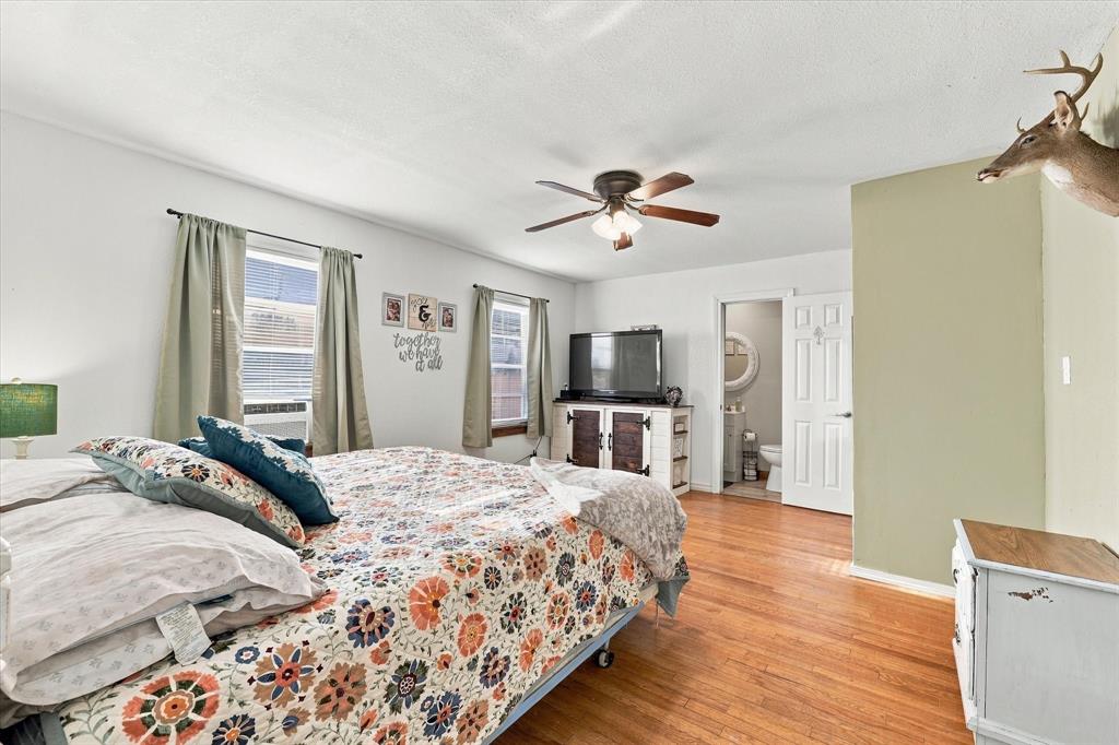 Unit B master bedroom
