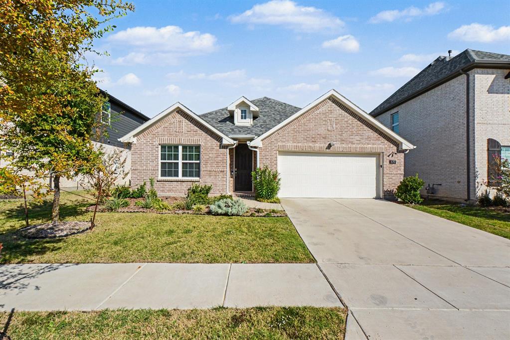 619 Rain Barrel Place, Celina, TX 75009