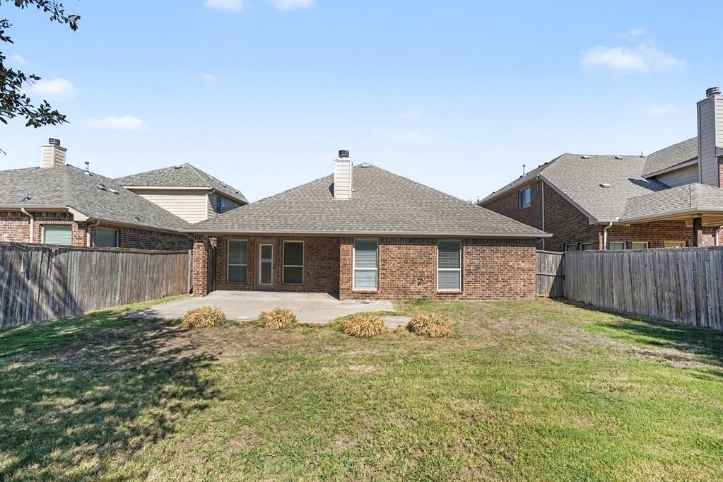 119 Charleston Lane, Fate, TX 75189