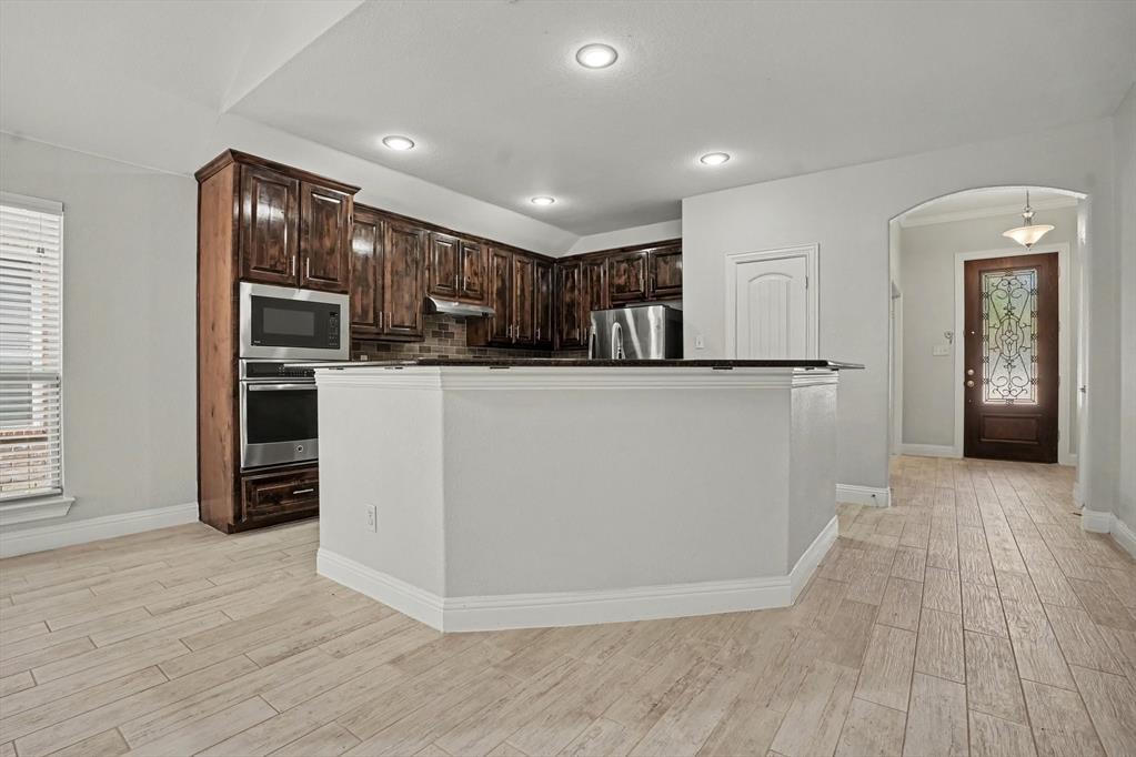 119 Charleston Lane, Fate, TX 75189