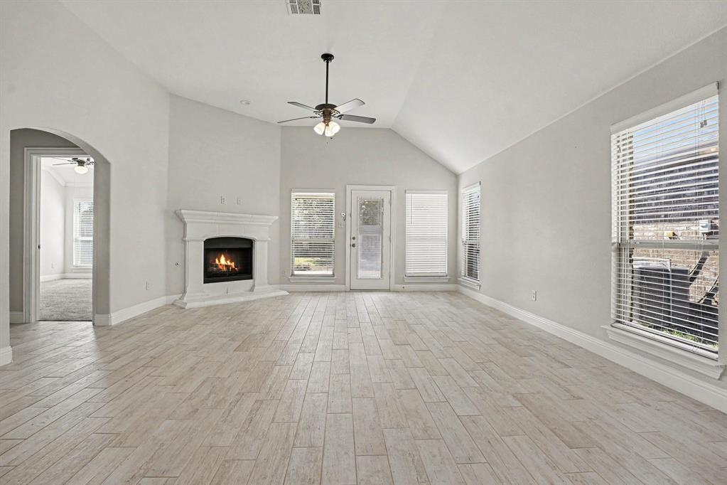 119 Charleston Lane, Fate, TX 75189