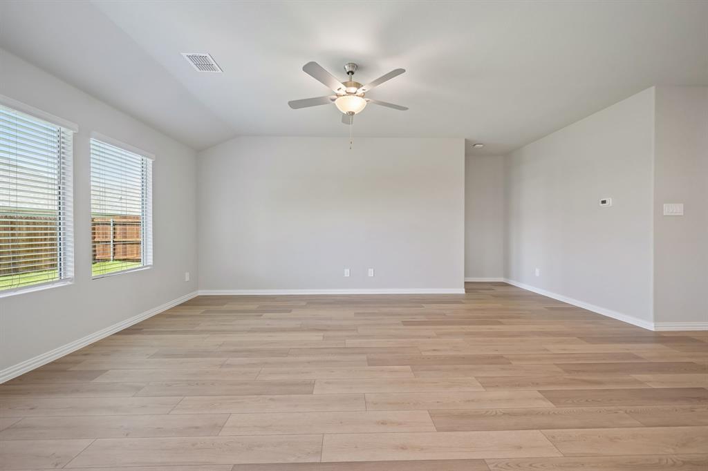 Photo is not of the actual home, but is an inspirational photo of builder’s model home and may depict options, furnishings, and/or decorator features that are not included.