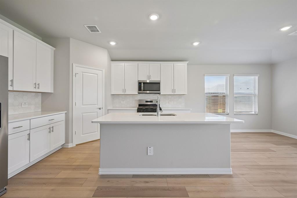Photo is not of the actual home, but is an inspirational photo of builder’s model home and may depict options, furnishings, and/or decorator features that are not included.
