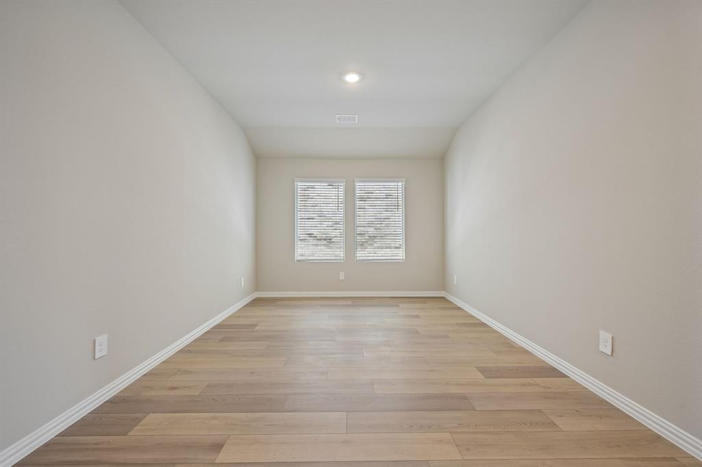 Photo is not of the actual home, but is an inspirational photo of builder’s model home and may depict options, furnishings, and/or decorator features that are not included.