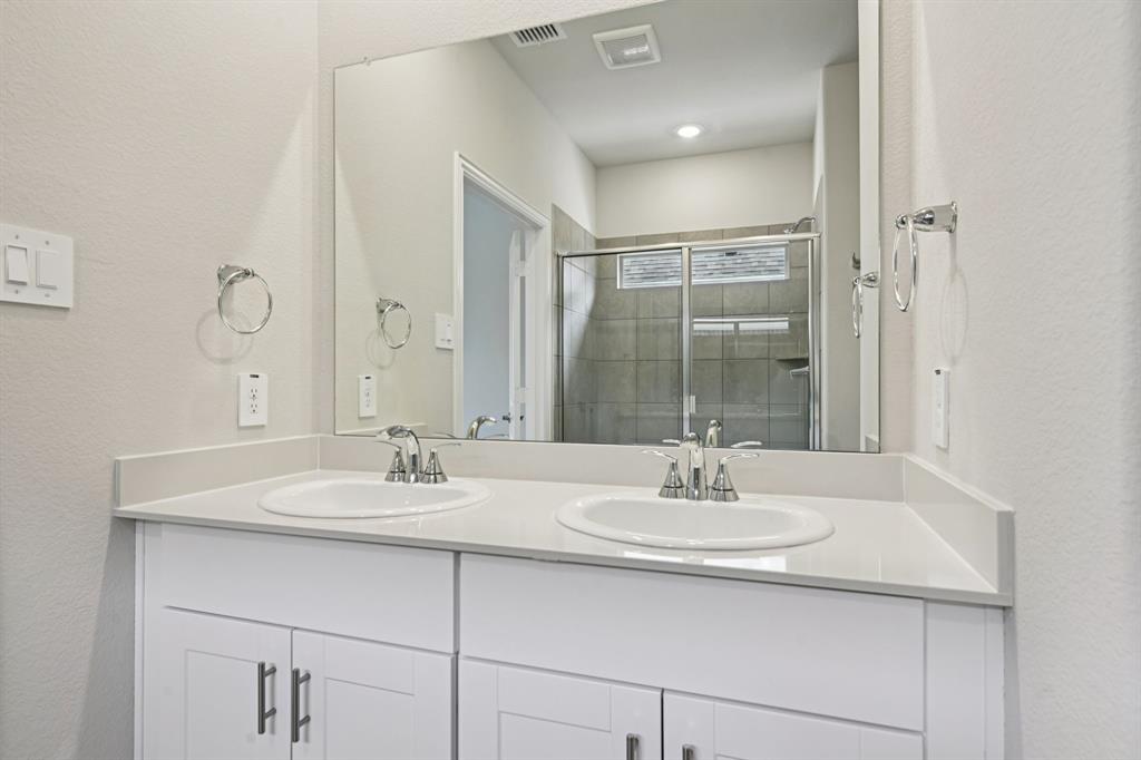 Photo is not of the actual home, but is an inspirational photo of builder’s model home and may depict options, furnishings, and/or decorator features that are not included.