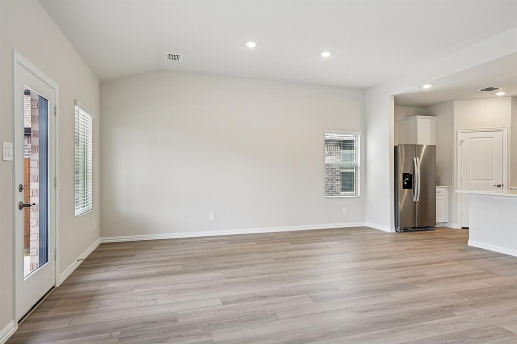 Photo is not of the actual home, but is an inspirational photo of builder’s model home and may depict options, furnishings, and/or decorator features that are not included.