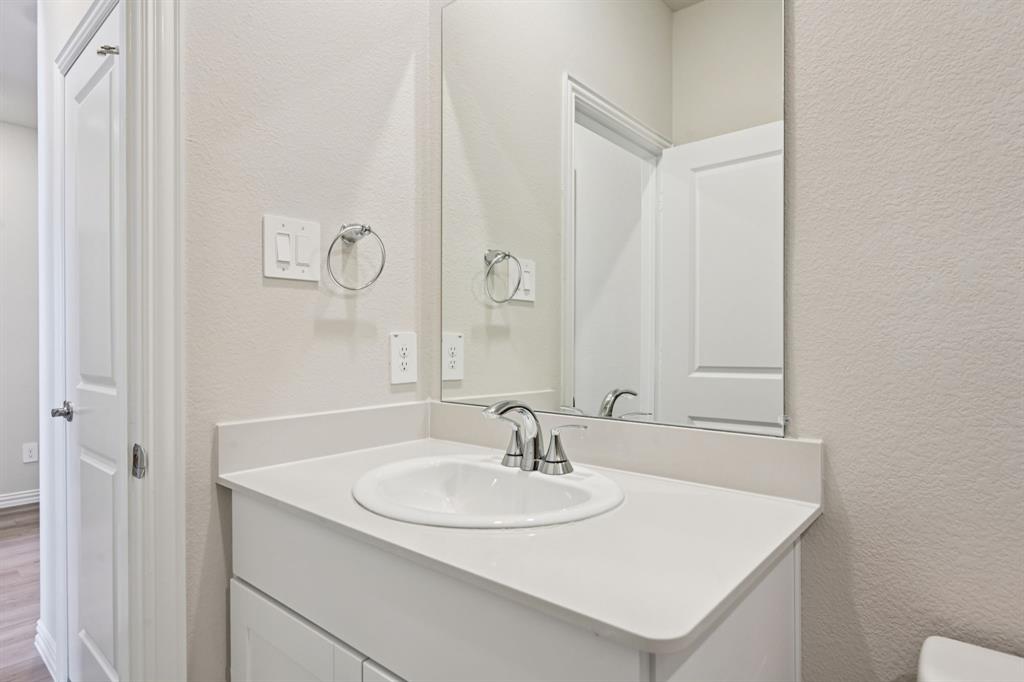 Photo is not of the actual home, but is an inspirational photo of builder’s model home and may depict options, furnishings, and/or decorator features that are not included.