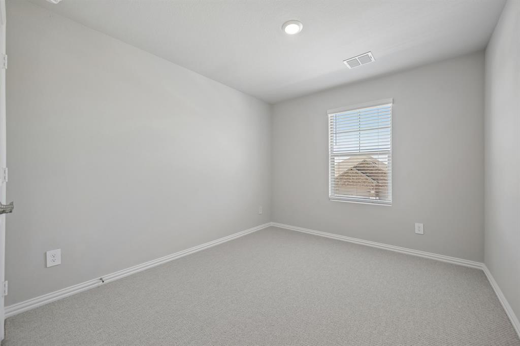 Photo is not of the actual home, but is an inspirational photo of builder’s model home and may depict options, furnishings, and/or decorator features that are not included.