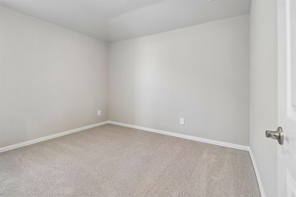 Photo is not of the actual home, but is an inspirational photo of builder’s model home and may depict options, furnishings, and/or decorator features that are not included.