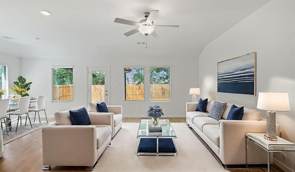 Photo is not of the actual home, but is an inspirational photo of builder’s model home and may depict options, furnishings, and/or decorator features that are not included.