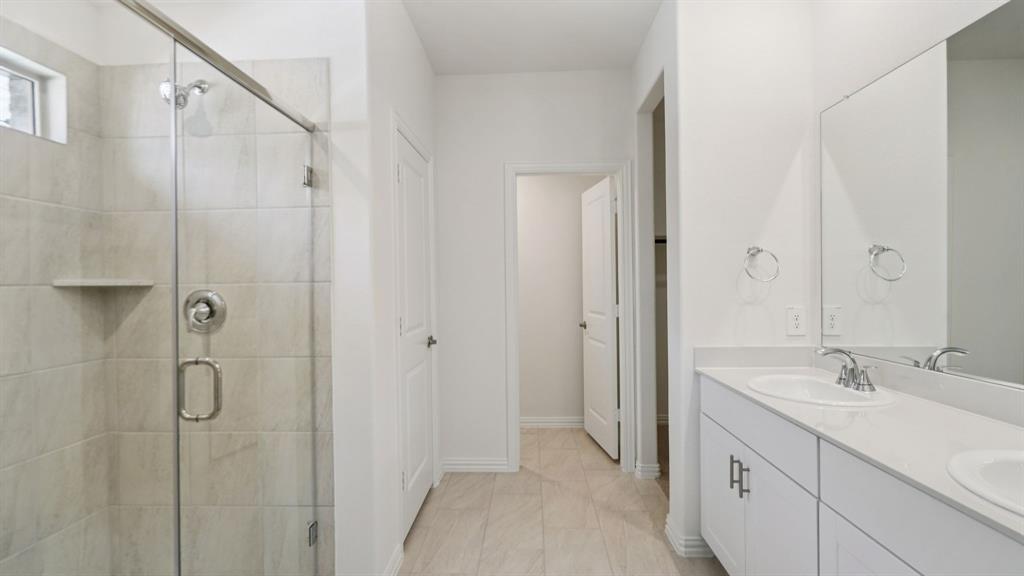 Photo is not of the actual home, but is an inspirational photo of builder’s model home and may depict options, furnishings, and/or decorator features that are not included.