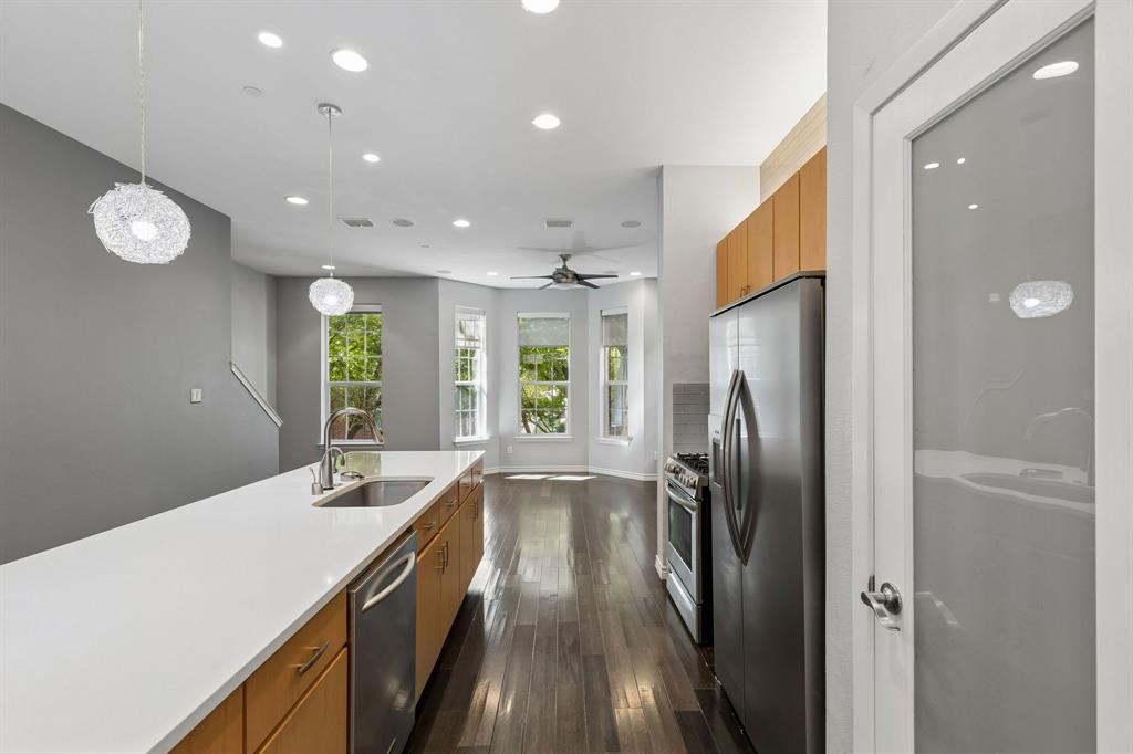 15730 Seabolt Place, Addison, TX 75001