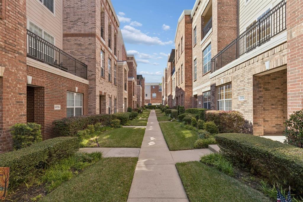 15730 Seabolt Place, Addison, TX 75001
