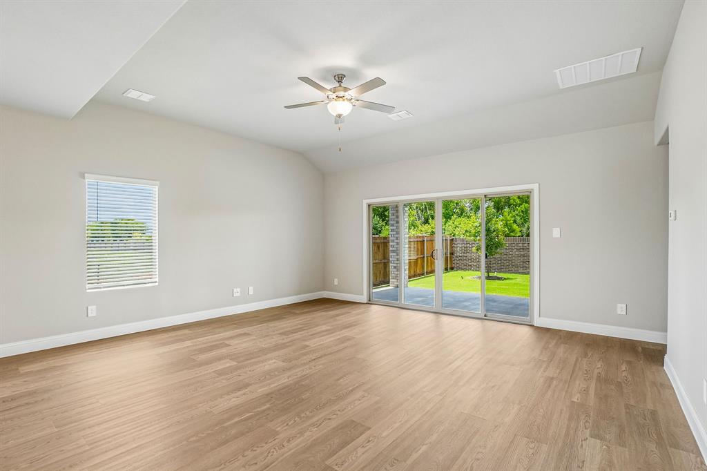 Photo is not of the actual home, but is an inspirational photo of builder’s model home and may depict options, furnishings, and/or decorator features that are not included.