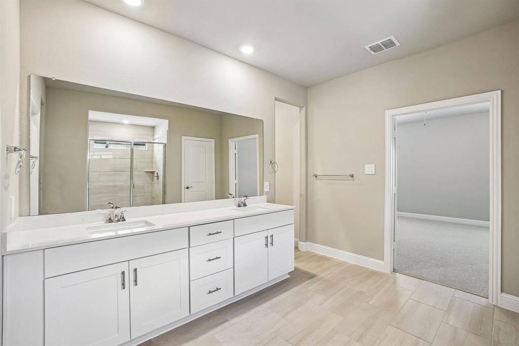 Photo is not of the actual home, but is an inspirational photo of builder’s model home and may depict options, furnishings, and/or decorator features that are not included.