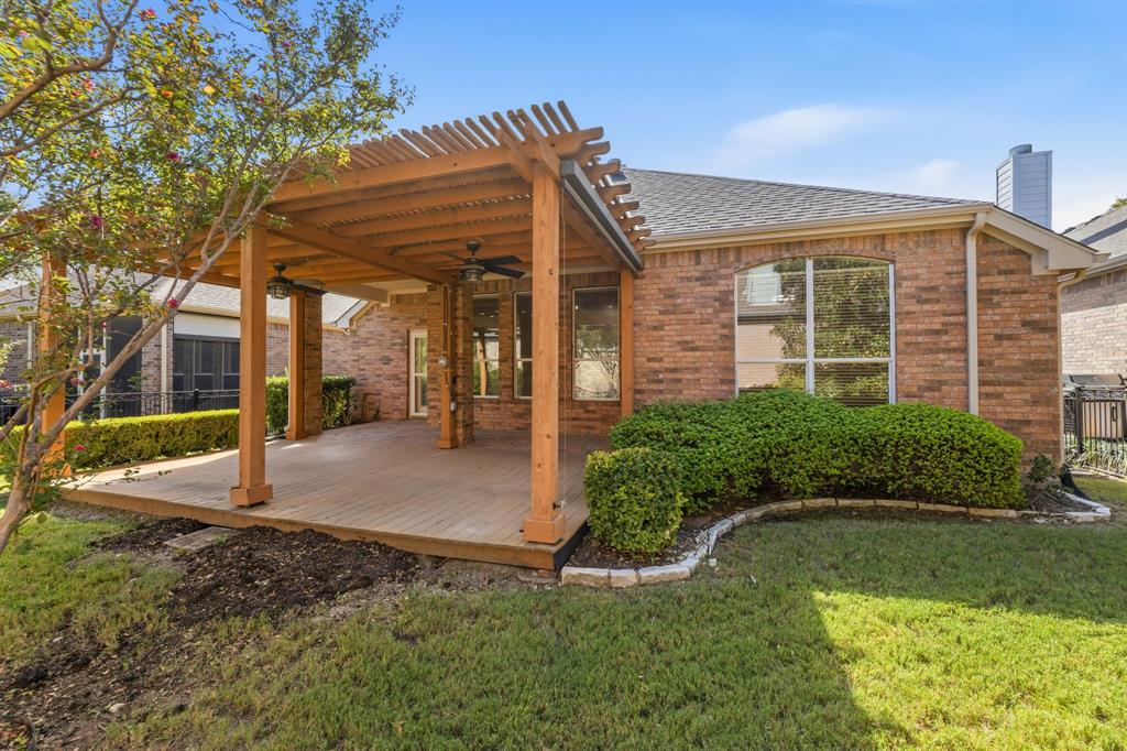 305 Wrangler Drive, Fairview, TX 75069