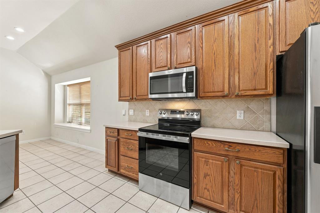 305 Wrangler Drive, Fairview, TX 75069