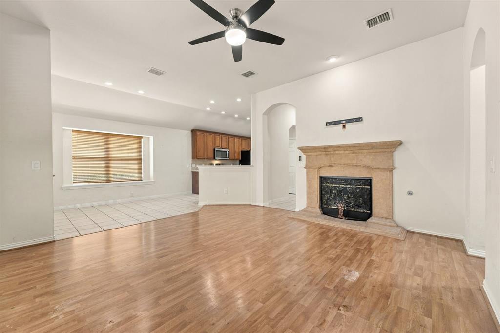 305 Wrangler Drive, Fairview, TX 75069