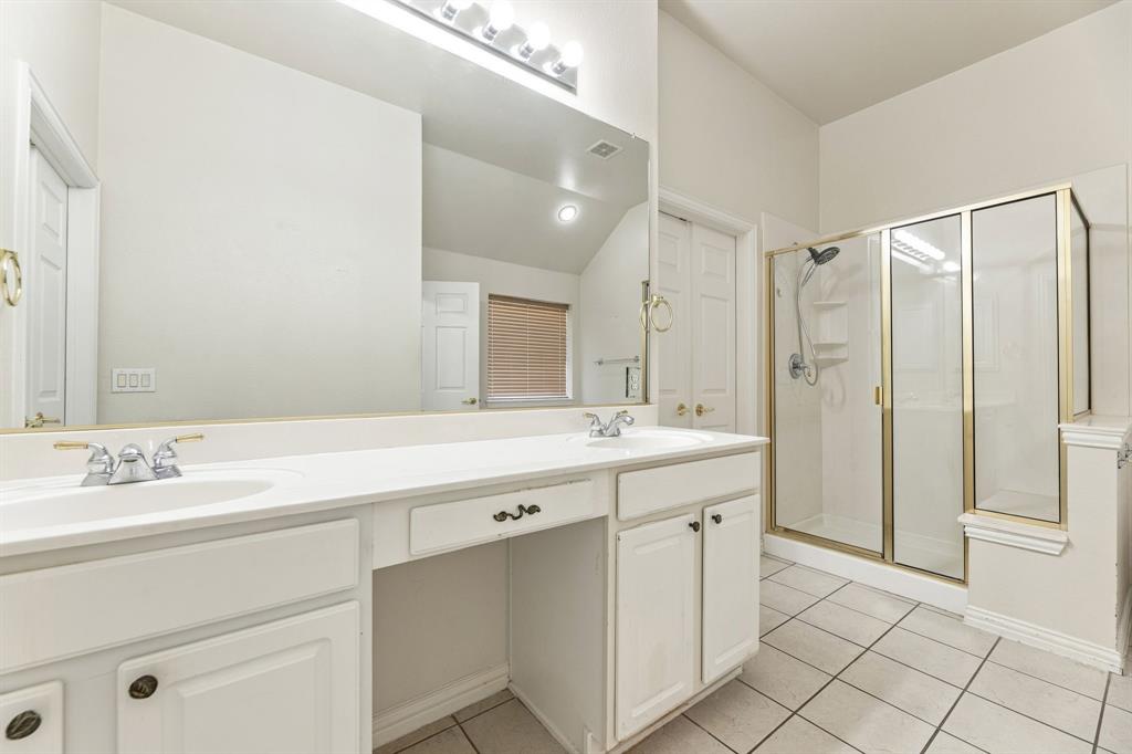 305 Wrangler Drive, Fairview, TX 75069