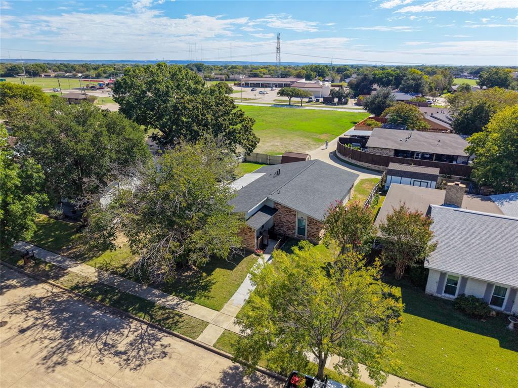 1901 Dodge Trail, Grand Prairie, TX 75052