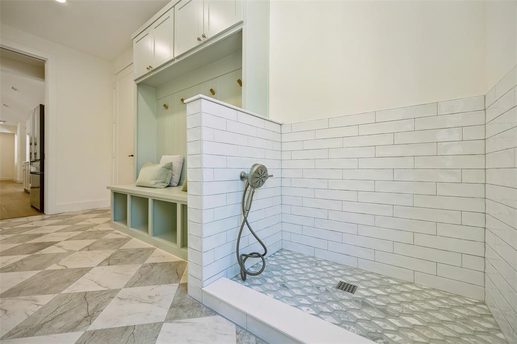 11131 Hillcrest Road, Dallas, TX 75230