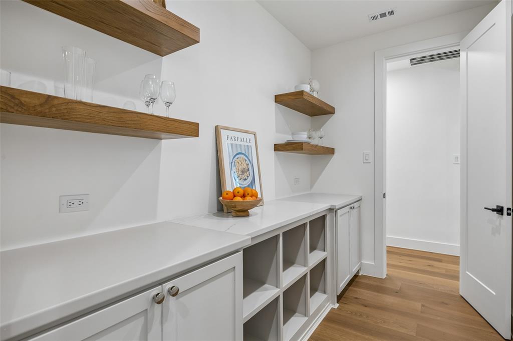 11131 Hillcrest Road, Dallas, TX 75230