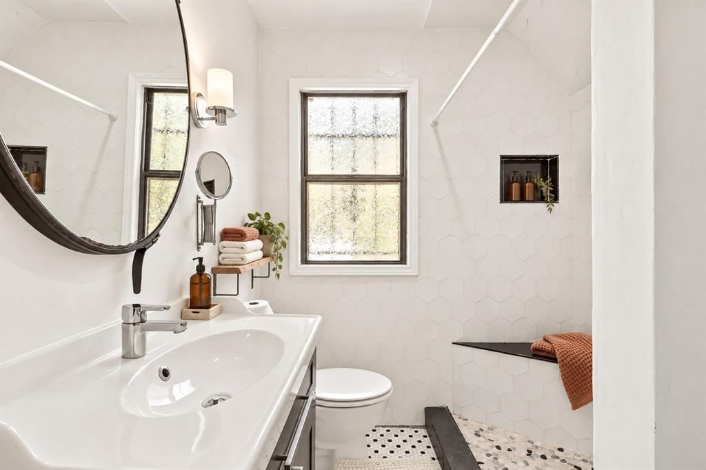 1902 Norfolk Avenue, Dallas, TX 75203