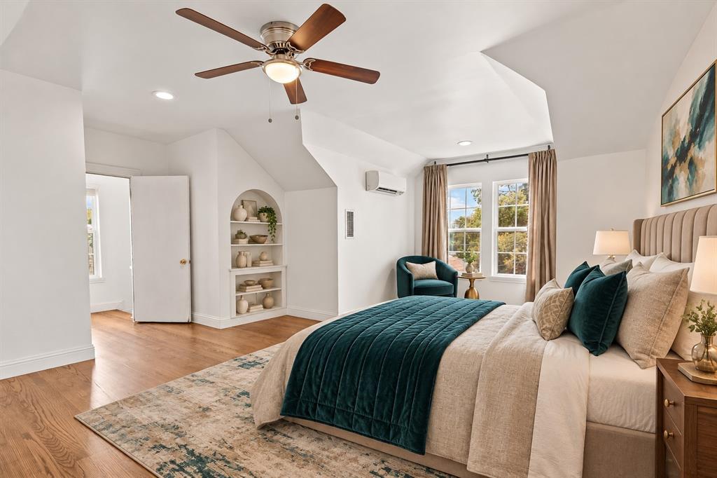 1902 Norfolk Avenue, Dallas, TX 75203