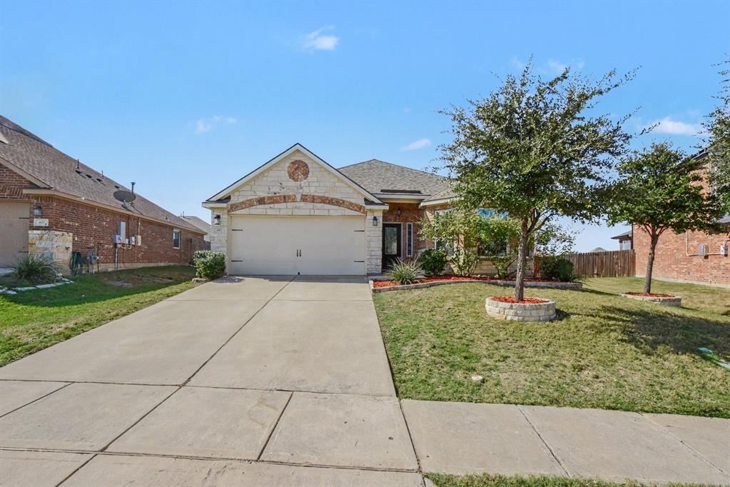 405 Winchester Drive, Celina, TX 75009 405 Winchester Drive, Celina, TX 75009