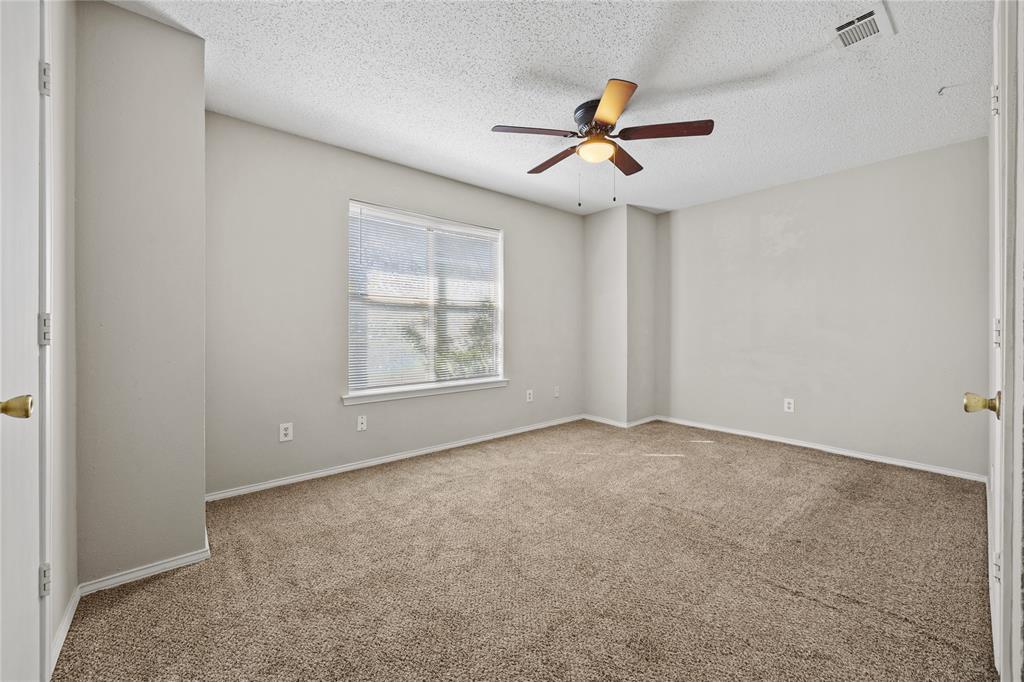 808 Red Bud Drive, DeSoto, TX 75115